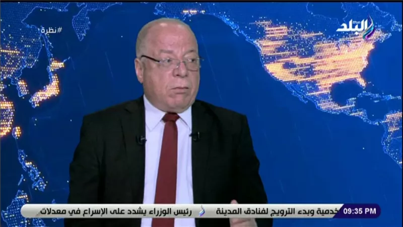 حلمي النمنم: «مشاركة القوات المسلحة في التنمية أمر عالمي.. والسيارة الفولكس صناعة الجيش الألماني» (فيديو)