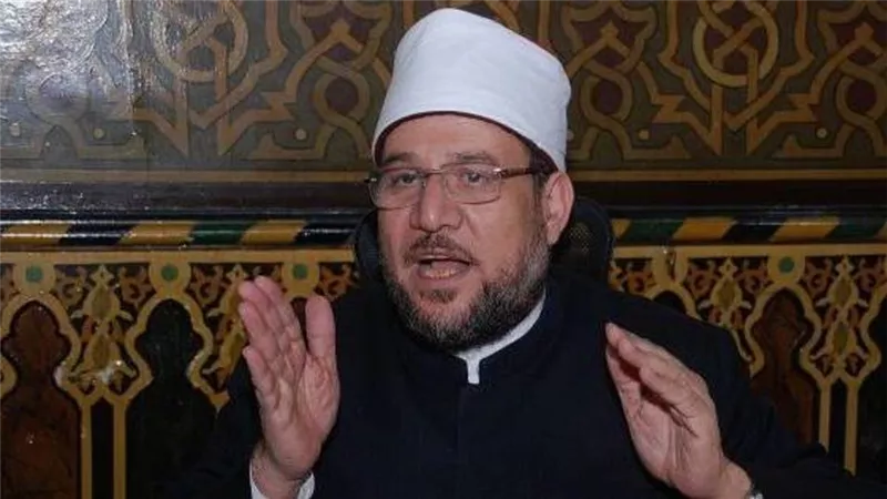 وزير الأوقاف: الإخوان جماعة إرهابية مأجورة.. والحياد مع قضايا الوطن خيانة (فيديو) 
