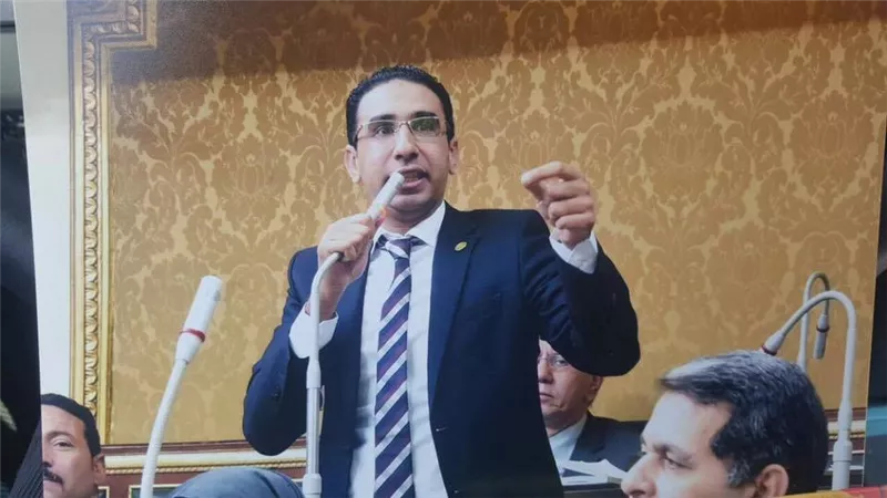 النائب عبدالوهاب خليل ينجح فى بناء جناح خمسة أدوار بمدرسة الزينى بمركز أطفيح بالجيزة