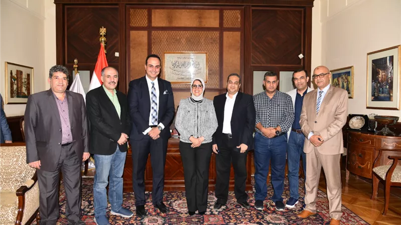 وزيرة الصحة تطالب وكلاء الصحة بمحافظات المرحلة الأولى للتأمين الصحي الجديد بالعمل بدقة لضمان جودة الخدمة المقدمة للمواطنين طبقا لتوجيهات 