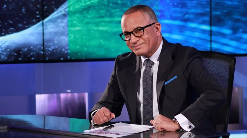 أحمد موسى يطالب القنوات الفضائية بإذاعة الأغاني الوطنية طوال الليل والنهار(فيديو)