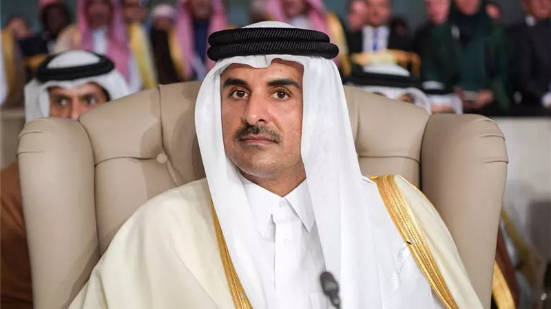 سوادني مجرد من الجنسية القطرية : تميم ليس الحاكم الفعلي للإمارة (فيديو)