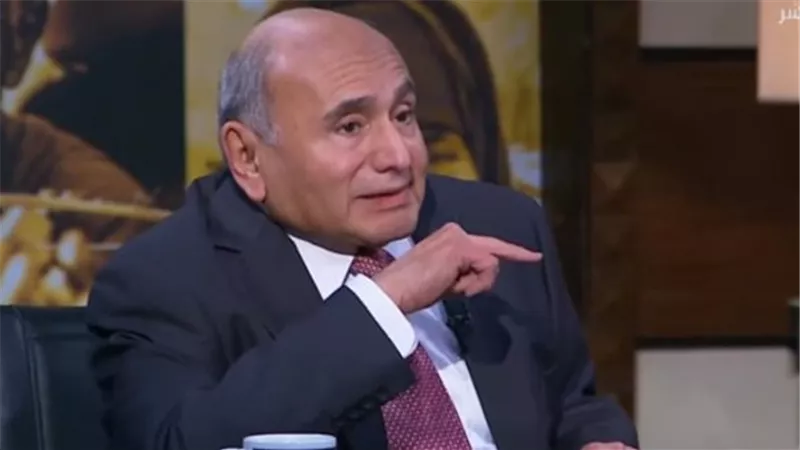 رئيس محكمة جنايات القاهرة السابق : المحبوس احتياطيا يتمتع بكافة حقوق المواطن العادي (فيديو)