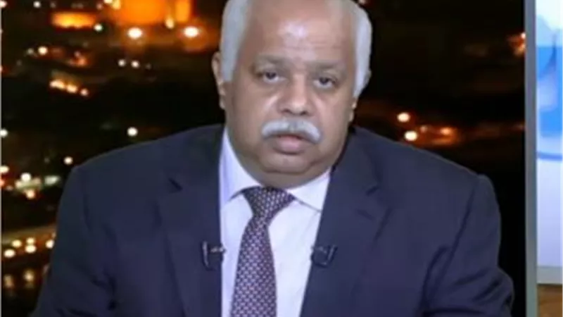 حمدي رزق:  الإعلام المصري قوي وتصدى للهجوم على مصر بالوثائق والأدلة (فيديو) 