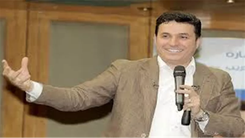 أحمد عمارة : لاتقدم المساعدة لمن تحب سوى مرتين كي لاينجرف الإنسان في الاتجاه السلبي (فيديو)