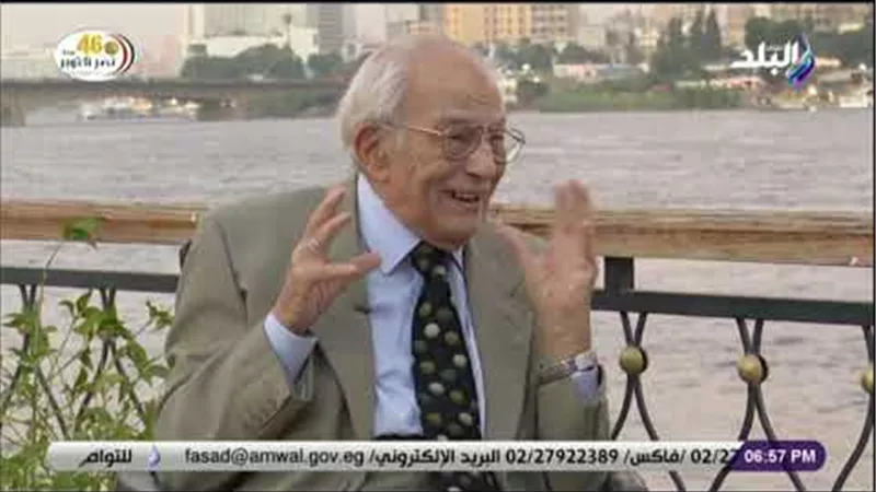 رشوان توفيق يكشف تفاصيل اتصاله بجيهان السادات بعد رؤية الرئيس الراحل (فيديو) 