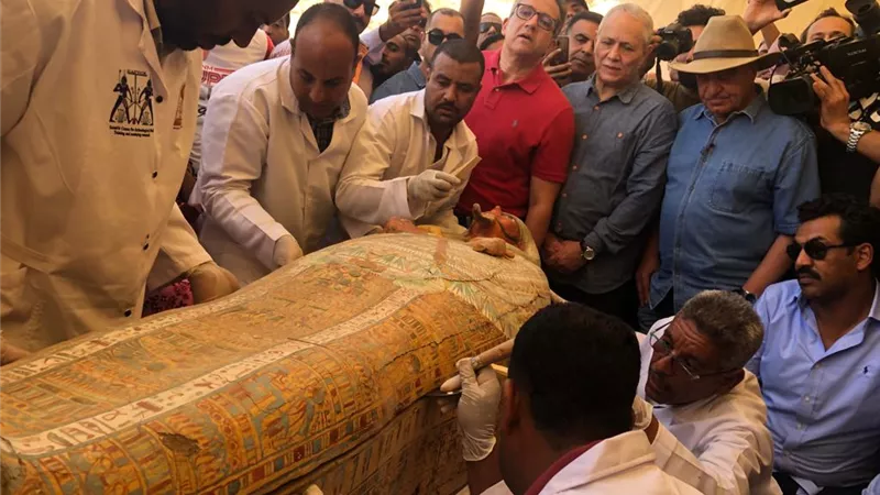 أحمد موسي : «خبيئة العساسيف» كشفا آثريا عالميًا و50 قناة نقلت الحدث من الأقصر (فيديو)