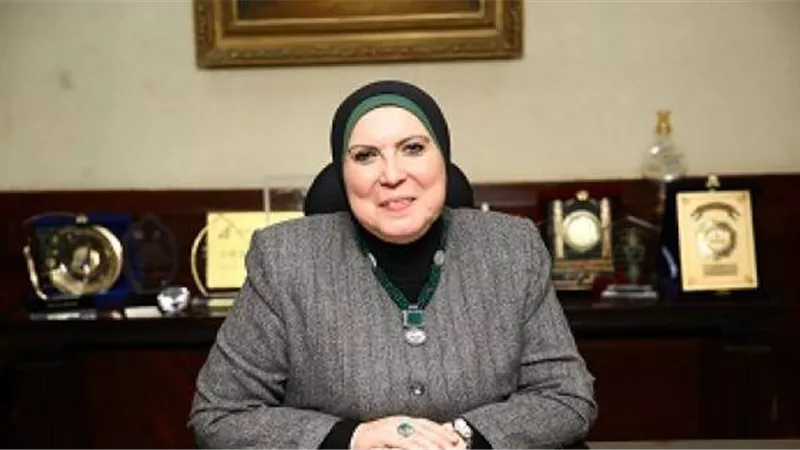 نيفين جامع: السيسي كلف بإقامة معرض تراثنا 3 مرات سنويا.. وننسق إقامته بالخارج