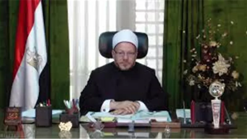 مفتي الجمهورية في كلمته بمؤتمر إذاعات القرآن الكريم: يجب أن نبذل جهدنا لتطوير أدواتنا الإعلامية لنصل بالخطاب الوسطي إلى كل عقل وقلب