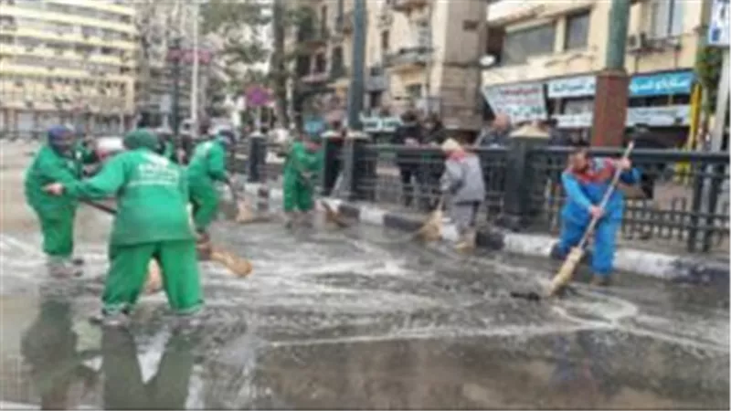 متحدث الوزراء: «فوجئنا بكمية الأمطار.. وليس لدينا شبكات تصريف» (فيديو)