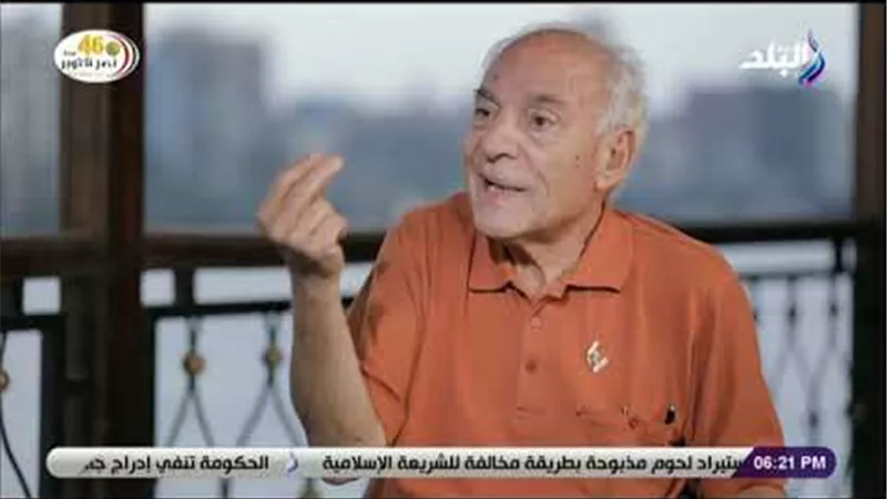 فاروق الباز يكشف عن أول مهنة له فى أمريكا ..«كنت شغال نقاش» (فيديو)