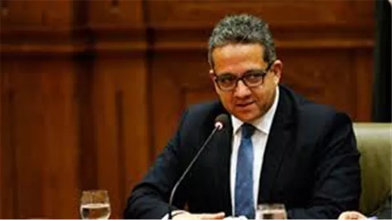وزير الاثار يتابع أعمال بعثه جبانه العساسيف