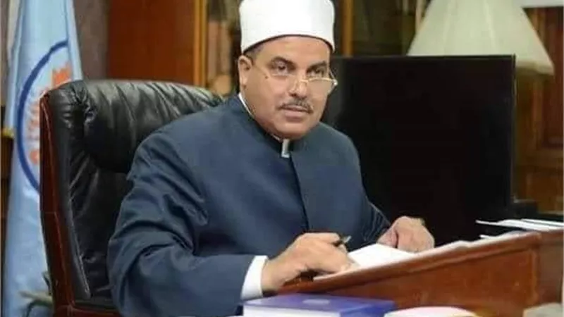 جامعة الأزهر تهنئ أمين الأخوة الإنسانية لحصوله على 