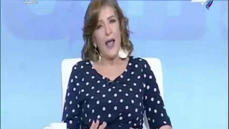 ليلى عز العرب: والدي رفض دخولي فنون مسرحية ولم ألتحق بكلية الطب خوفا من الألم (فيديو)