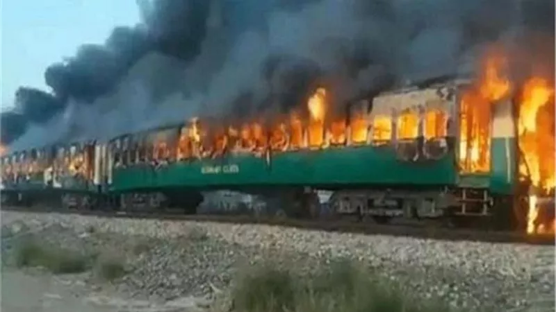 مفتي الجمهورية ينعى ضحايا حريق قطار البنجاب الباكستانى