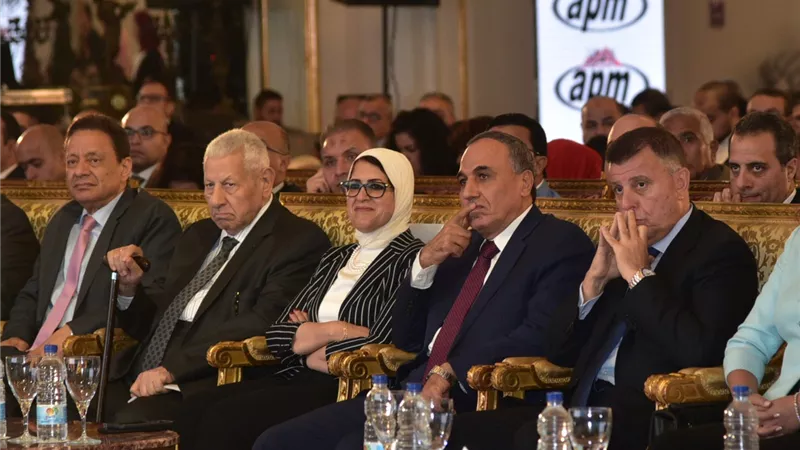 نيابة عن رئيس مجلس الوزراء.. وزيرة الصحة تفتتح جلسة تحديات صناعة الدواء في مصر بمؤتمر ومعرض مؤسسة الأهرام للدواء (صور)