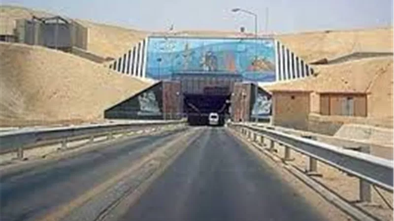 أحمد موسى يكشف تفاصيل جولة «صدى البلد» على طريق شرم الشيخ الجديد.. يختصر المسافة لـ 4 ساعات (فيديو)