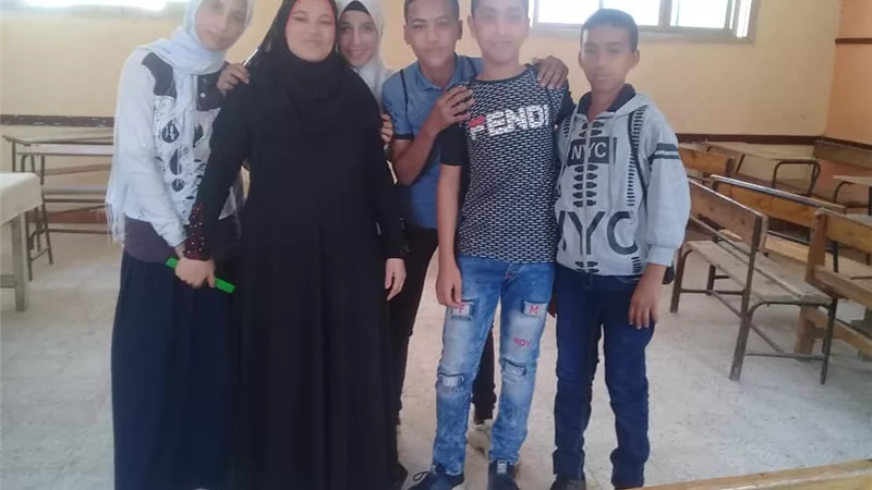 فوز مدرسة نزلة سلام الاعدادية فى الدور الاول لمسابقة أوائل الطلبة بادارة الصف التعليمية (صور)