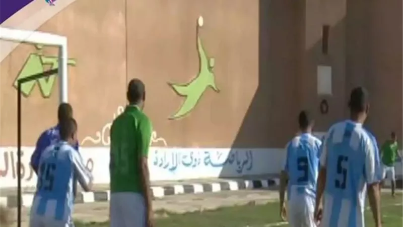 سجناء برج العرب: ١٥٠ جنيه مكسب يوميا من بيع السجائر .. والمعاملة كويسة وبنتعالج ..ونلعب كل يوم ساعتين (فيديو)