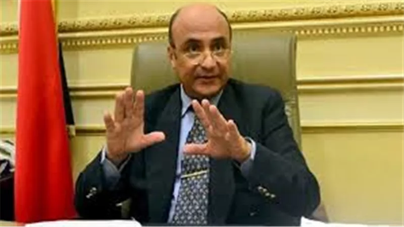 وزير شؤون مجلس النواب: «مفيش تعذيب في السجون.. إدعاءات المنظمات إياها كاذبة» (فيديو) 