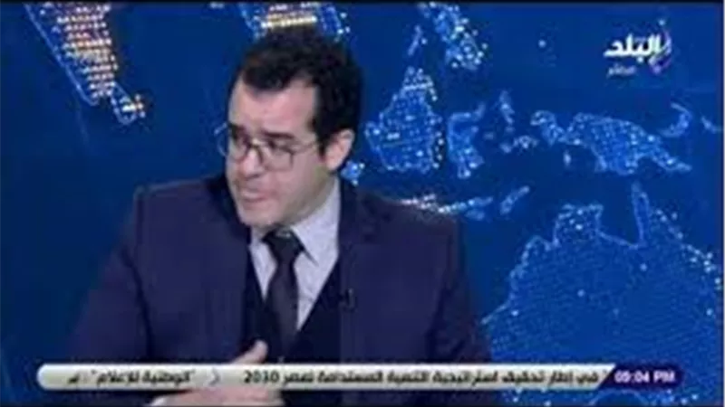 «ينهى مشكلة التابلت والسيستم واقع» ..مدرس اتصالات بمدينة زويل يحدد أهمية «طيبة 1» (فيديو) 