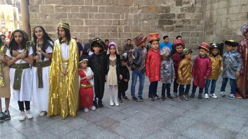 متحف النسيج المصري يحتفل باليوم العالمي للطفل بشارع المعز (صور)