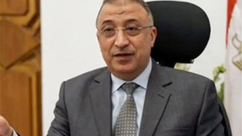 محافظ الإسكندرية الجديد: الرئيس طالبنا بالنزول للشارع .. وانتظروا اهتماما بالصحة والتكنولوجيا (فيديو)
