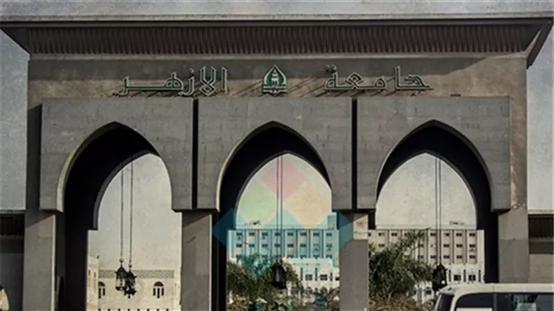 خالد منتصر : اقتصار الطلاب المسلمين على الالتحاق بجامعة الأزهر ينتقص من مبدأ المواطنة (فيديو) 