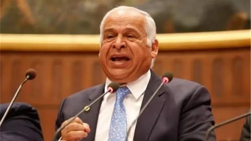 فرج عامر يشيد بمبادرة دعم الصناعة: «جدار السلبية اتكسر.. مش هنلاقي حد شغال في القهاوي» (فيديو)