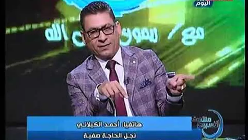 مصري مقيم بالسعودية يستغيث: أمي مريضة ومش عارف ارجع (فيديو)