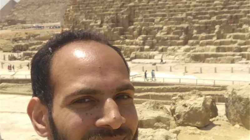 أخصائي ترميم بالمتحف المصري الكبير : قريبا سيصل المرمم إلى منصب وزير 