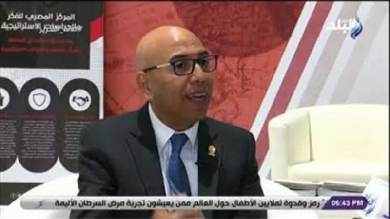 خالد عكاشة: مصر تحمل هموم الإقليم.. والرئيس طالب بتحصين وعي المواطن | فيديو