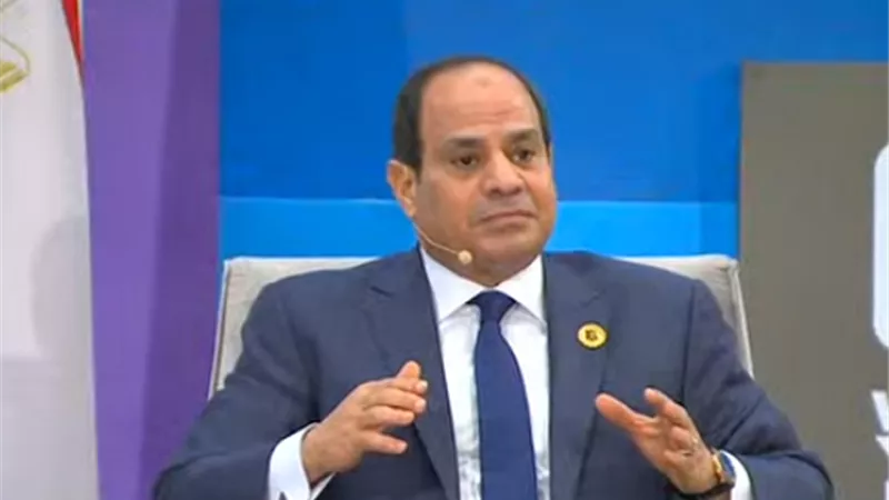 الباز يستعرض مراحل زعامة الرئيس السيسي