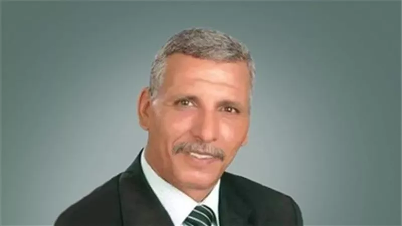النائب عبدالفتاح محمد: الشهر العقارى بالسيوف «مهزلة».. و«النواب» يمنح الحكومة 15 يوما لحل الأزمة (فيديو)