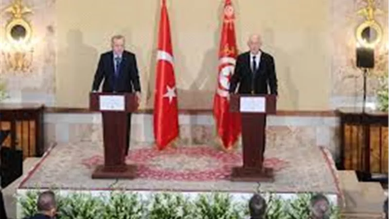 أحمد موسى: تونس ليست تابعة لأحد ..«مش أردوغان اللى هيتدخل فى شئونها» | فيديو