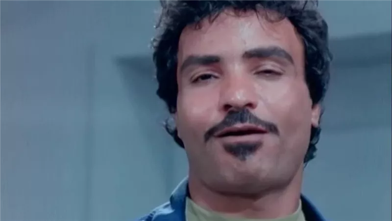 حمدي الوزير يتحدث عن صورته الشهيرة عبر السوشيال ميديا | فيديو 