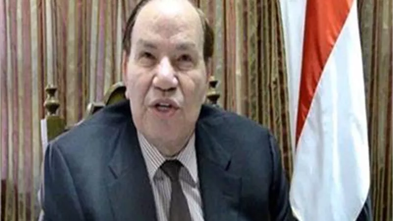 صديق عفيفي: مصر لديها قوة عسكرية جبارة قادرة على حماية أمنها واستقرارها