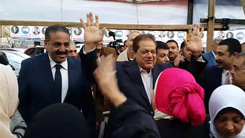 ابو العينين لأهالي الجيزة : تمثيلكم في البرلمان تشريف وتكليف ومسؤولية واعاهد الله واعاهدكم ألا ادخر جهدا لتلبية احتياجاتكم | صور