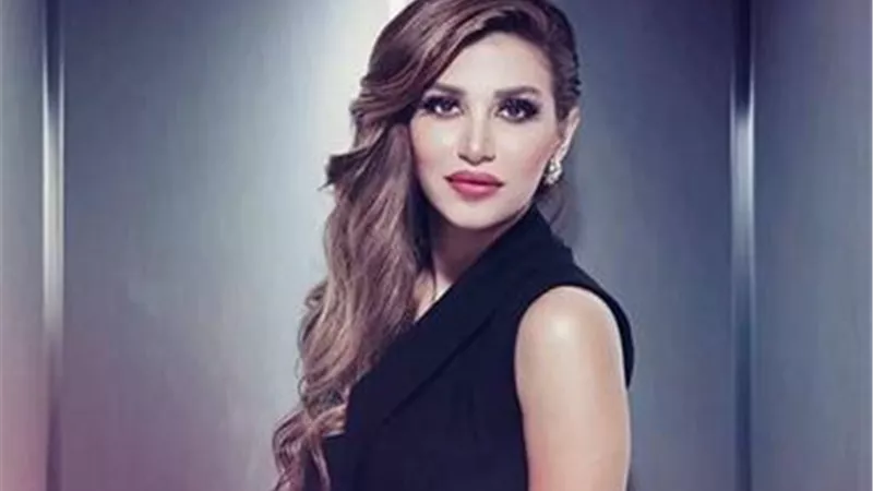 سارة نخلة: أنا كيوت ومفيش حد شبهى | فيديو