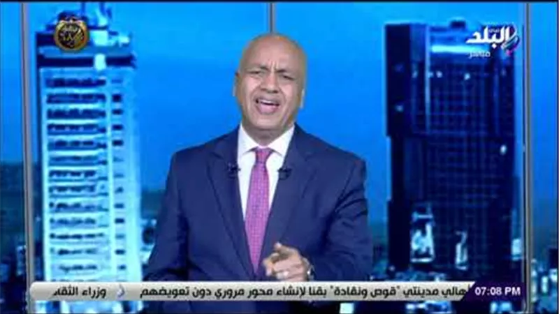 مصطفى بكرى يطالب برد الاعتبار إلى قيادات الشرطة بعد اتهامهم فى 25 يناير | فيديو 