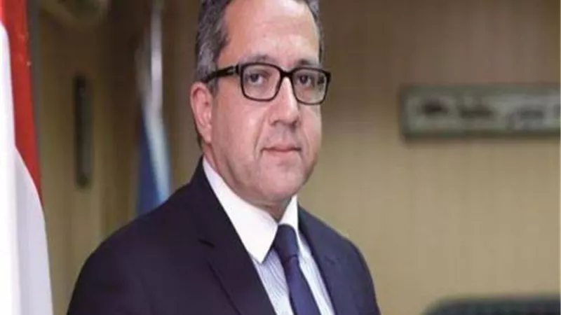 خالد العناني: أصدرت 4 قرارات خلال 24 ساعة لإنعاش السياحة | فيديو 