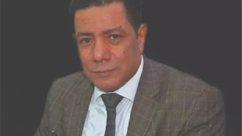 فقيه قانونى يطالب وزير التعليم بصرف فروق معلمي الصف المتأخرة من 6 أشهر رغم صرفها بكل الادارات