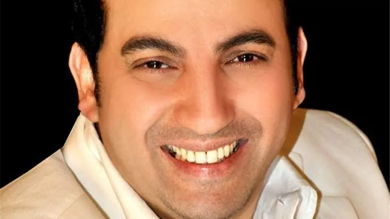 المطرب خالد علي ضيف حلقة الجمعة من برنامج اسرار والنجوم علي قناة مايسترو