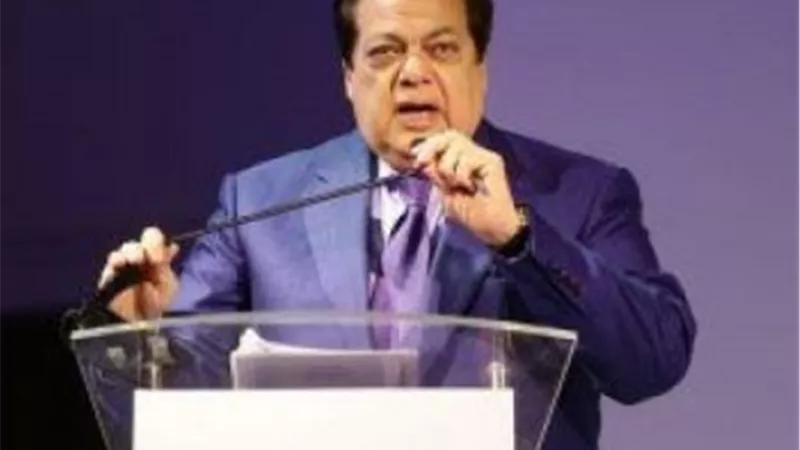 أحمد موسى: محمد أبو العينين اقترح إنشاء عاصمة اقتصادية منذ سنوات | فيديو