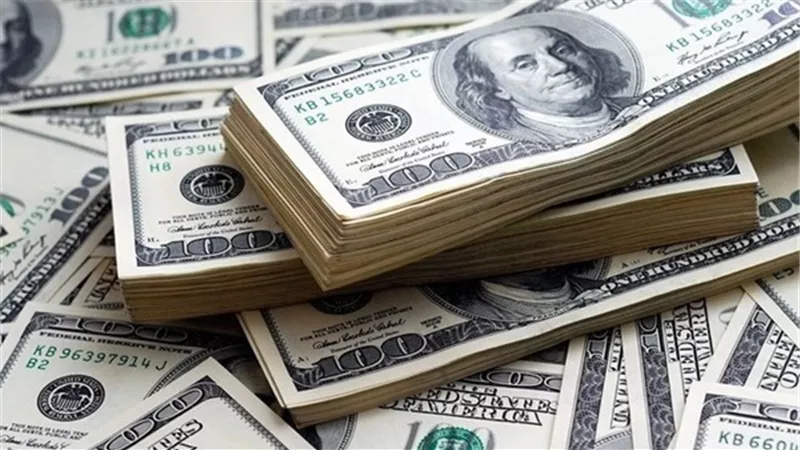 تحرك كبير لسعر الدولار في التعاملات الصباحية
