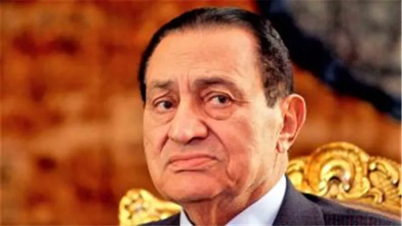 تفاصيل اللحظات الأخيرة في حياة مبارك.. ولماذا تأخر الإعلان عن خبر وفاته ؟