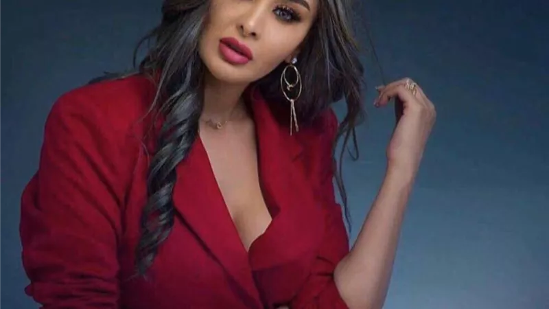نور الكاديكي تتألق في دور 