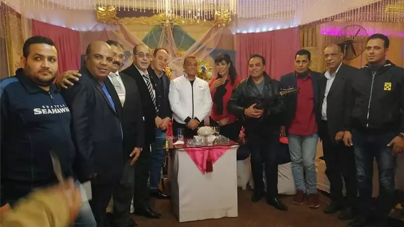 الحب عنوان حلقة الغد من برنامج اسرار والنجوم علي قناة مايسترو