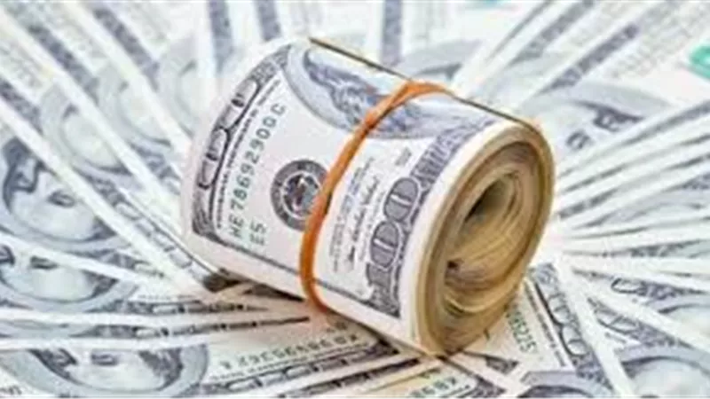 مفاجأة كبرى في سعر الدولار بختام تعاملات البنوك