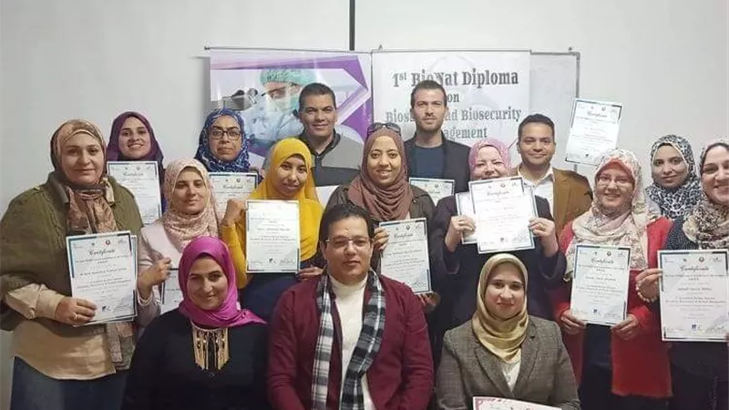 للحد من المخاطر وانتشار الفيروسات.. أكاديمية بايونات تنظم أول دبلومة في الأمان الحيوى